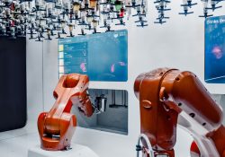 Il braccio robotico come strumento per l’automazione nelle aziende