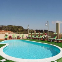 piscina panoramica  con idromassaggio
